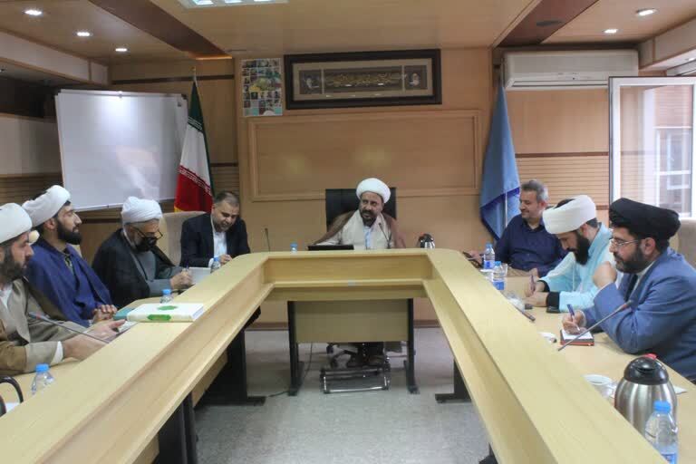 لزوم نشر خوبیها و امیدآفرینی در جامعه