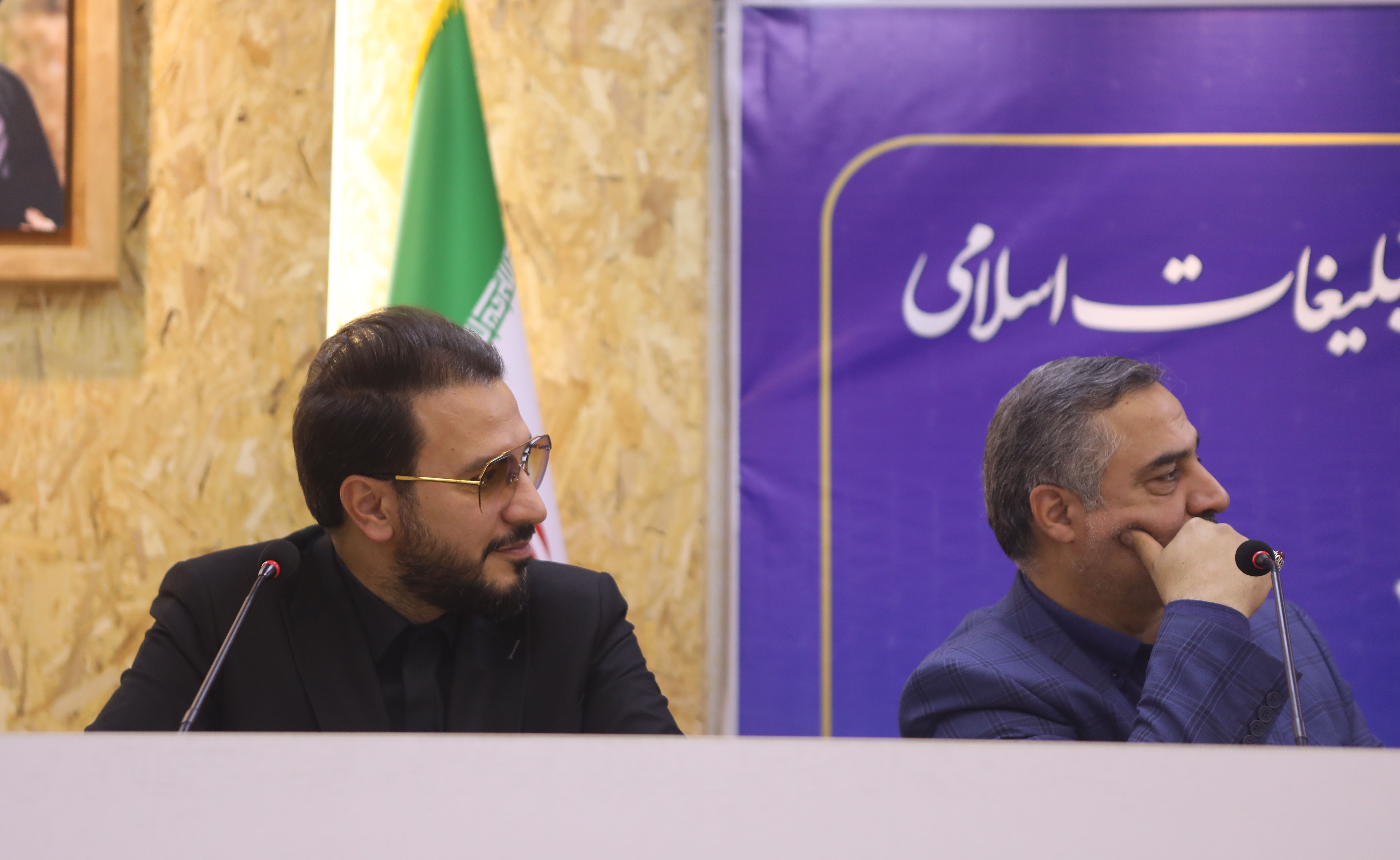 حجت الاسلام قمی: شوق قلبی مردم به قرآن باعث موفقیت برنامه «محفل» شده است حجت الاسلام قمی: شوق قلبی مردم به قرآن باعث موفقیت برنامه «محفل» شده است