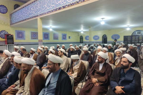 آیت‌الله غفوری در نشست ائمه جماعت: تقویت شبکه تبلیغی و هماهنگی بین منابر اسلامی ضرورت است