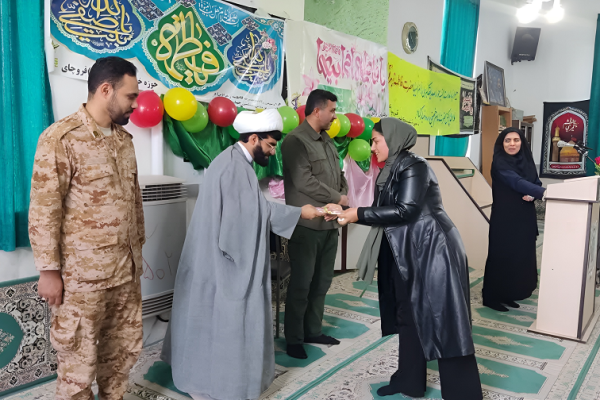 گرامیداشت روز مادر در حسینیه شهر قروچای با حضور بانوان برگزار شد