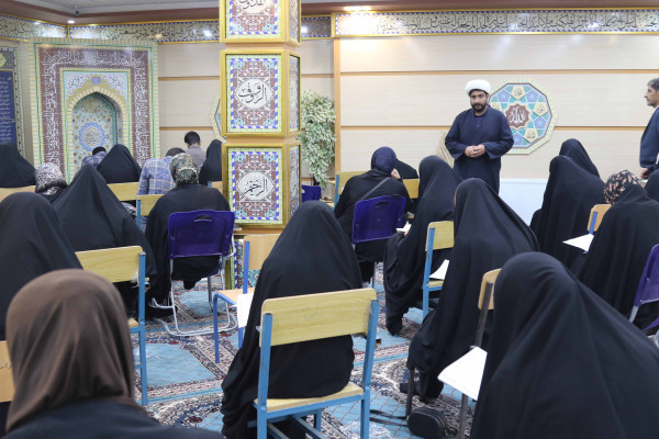 ۴۳ حافظ قرآن ایلامی در آزمون تخصصی حفظ قرآن کریم رقابت کردند