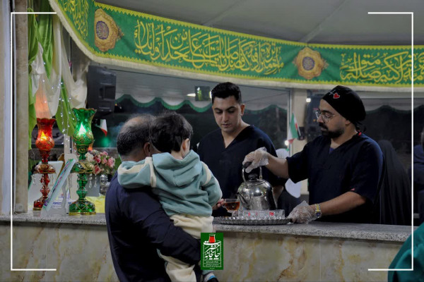 چایخانه حضرت رضا(ع)میزبان مدافعان سلامت شد