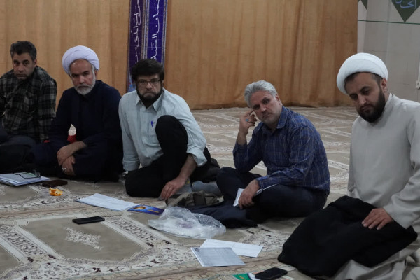 نشست تخصصی «عملیات زندگی با آیه‌ها» استان همدان 1404