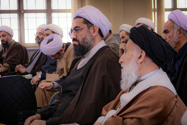 برگزاری جلسه تبیینی جنگ یا صلح