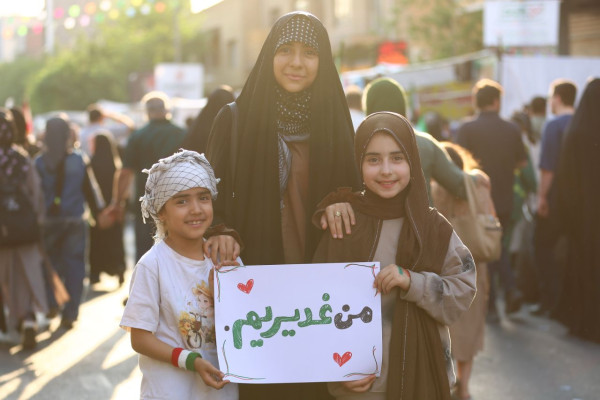مهمانی کیلومتری غدیر در تهران برگزار شد