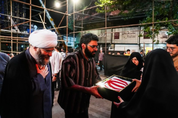 مهمانی کیلومتری غدیر در تهران برگزار شد