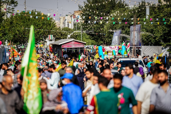 مهمانی کیلومتری غدیر در تهران برگزار شد/۲