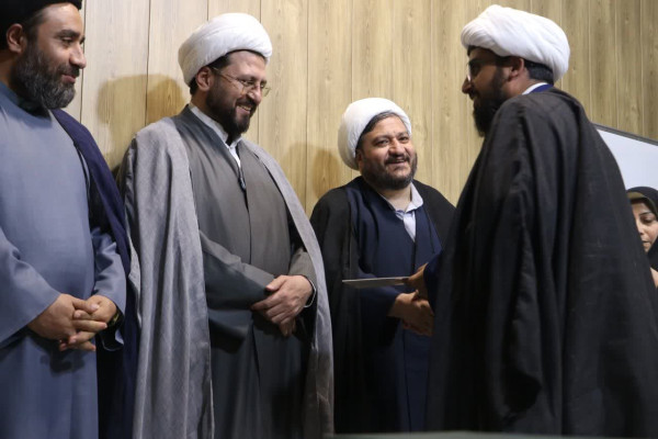 آیین تکریم و معارفه در سنگر فرهنگ و تبلیغ استان