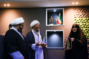 تقدیر از ۱۳۵ بانوی پیشکسوت عرصه هیئت در رویداد بانوان بهشت