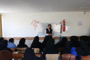 زندگی با آیه‌ها تلاشی برای جاری شدن کلام وحی در متن زندگی نوجوانان